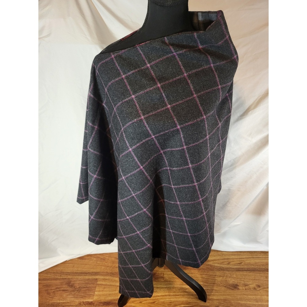Heart‎ Of The Highlansa Yvonne Macrae Gray Reversible Poncho Wool - Picture 3 of 4